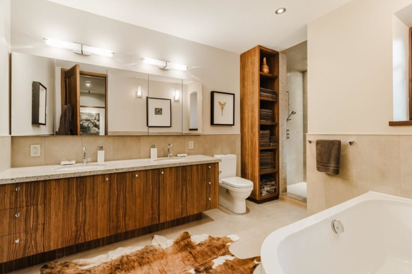 Guy Laliberté ne trouve pas d'acheteur pour son immense maison de 13 000 000$ à Montréal et réduit le prix 12 Guy Laliberté ne trouve pas d'acheteur pour son immense maison de 13 000 000$ à Montréal et réduit le prix Capture decran 2024 11 28 140841 Guy Laliberté ne trouve pas d'acheteur pour son immense maison de 13 000 000$ à Montréal et réduit le prix