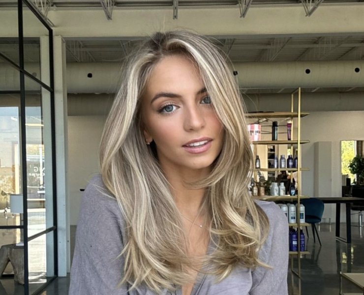 Capture decran le 2024 11 06 a 16.05.08 e1730927156389 En Égypte, Ludivine Reding Captive Tous les Regards avec sa Robe Léopard