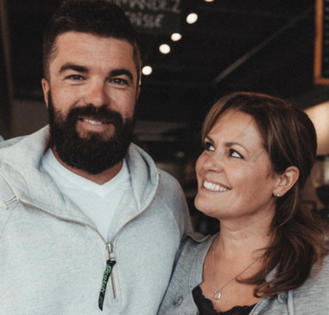 Patricia Paquin dévoile le nouveau look de Louis-François Marcotte 3 Patricia Paquin dévoile le nouveau look de Louis-François Marcotte Capture decran le 2024 11 11 a 15.59.36 e1731358823572 Patricia Paquin dévoile le nouveau look de Louis-François Marcotte