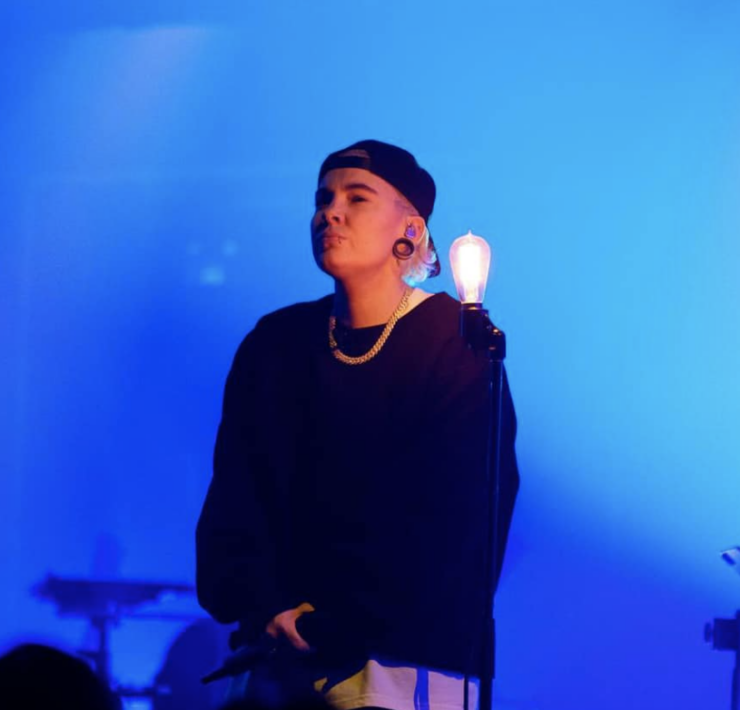 Capture decran le 2024 11 13 a 10.48.38 Roxane Bruneau craque en plein concert : un moment bouleversant pour ses fans