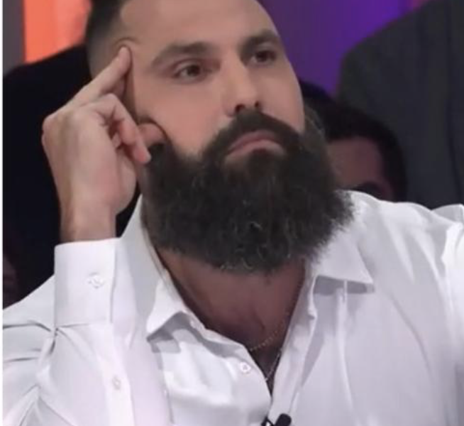 Capture decran le 2024 11 14 a 13.33.10 Julien Bournival critique le Père Noël et annonce que son fils « n'ira pas à l'école ».