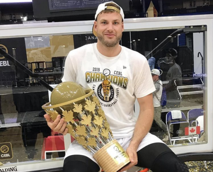 Capture decran le 2024 11 21 a 15.04.55 e1732219529537 Le basketball canadien en deuil : Chad Posthumus s’éteint dans un drame