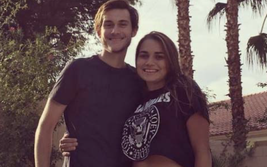 René-Charles Angélil et son amoureuse auraient rompu leurs fiançailles 2 René-Charles Angélil et son amoureuse auraient rompu leurs fiançailles Capture decran le 2024 11 25 a 13.09.13 René-Charles Angélil et son amoureuse auraient rompu leurs fiançailles