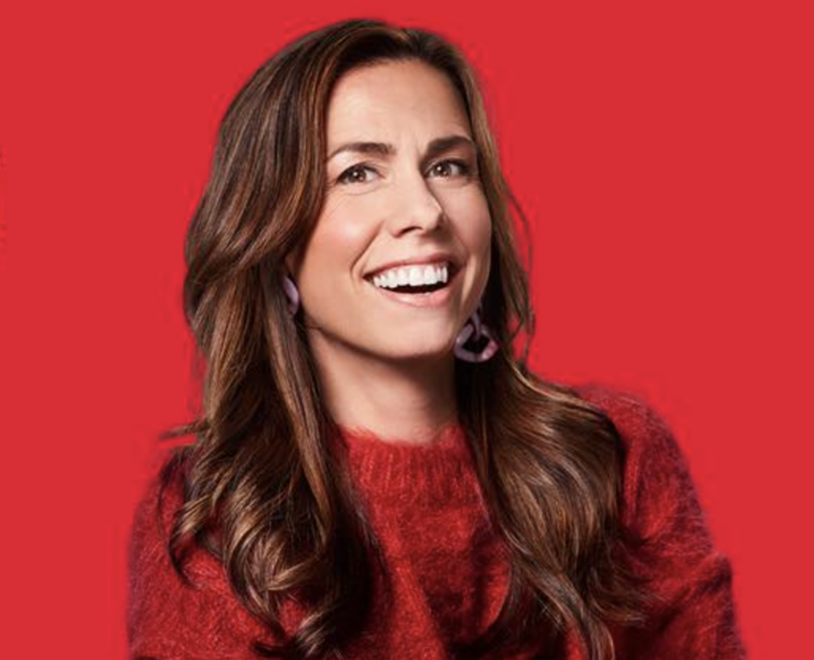 Capture decran le 2024 11 27 a 13.00.16 e1732730473316 Julie St-Pierre fait une découverte surprenante : son sosie n’est autre que la mère d’une chanteuse célèbre