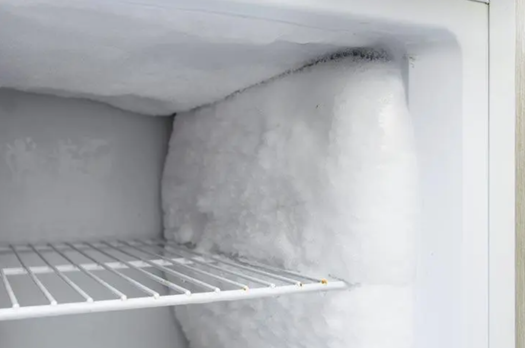 L’astuce de génie pour dégivrer un congélateur : la glace disparaitra sans le débrancher 3 L’astuce de génie pour dégivrer un congélateur : la glace disparaitra sans le débrancher Screenshot 2024 11 11 111216 L’astuce de génie pour dégivrer un congélateur : la glace disparaitra sans le débrancher