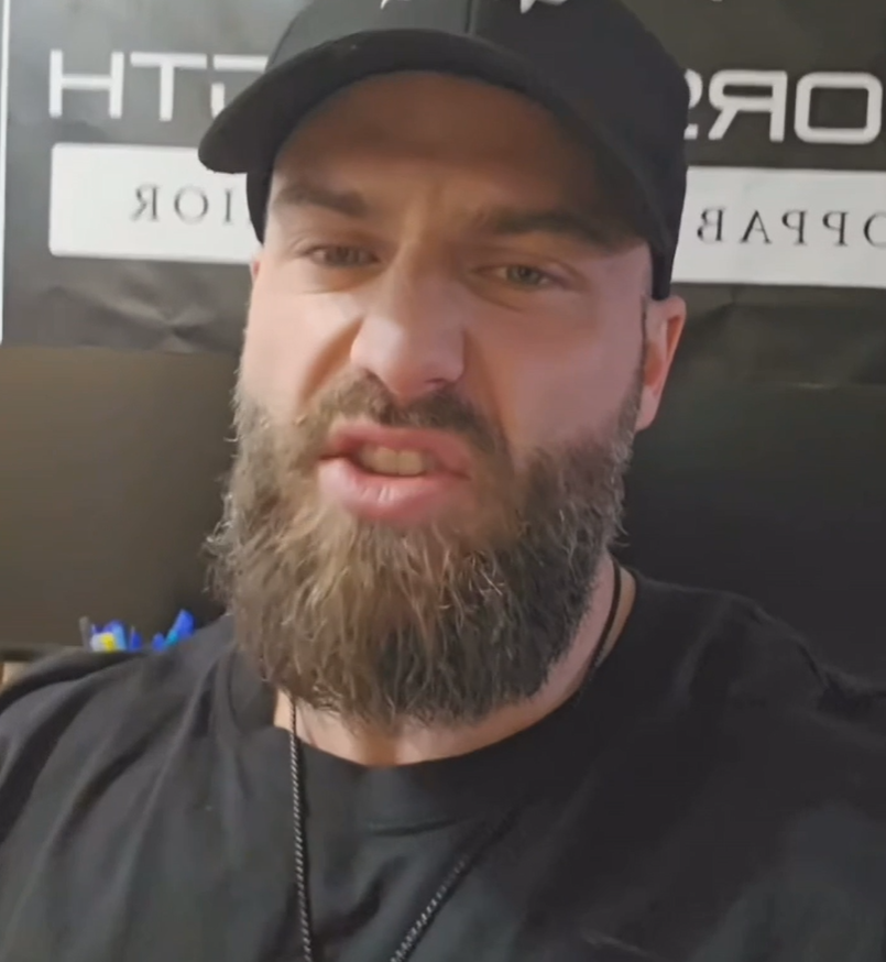 Exclu de TLMEP, l'animateur du Lucide Podcast explose de colère 1 Exclu de TLMEP, l'animateur du Lucide Podcast explose de colère animateur Exclu de TLMEP, l'animateur du Lucide Podcast explose de colère
