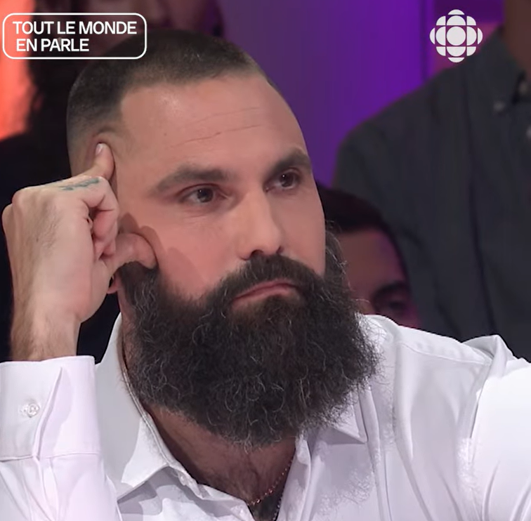 Julien Bournival se fait CRITIQUER à Tout le monde en parle 1 Julien Bournival se fait CRITIQUER à Tout le monde en parle julien Julien Bournival se fait CRITIQUER à Tout le monde en parle