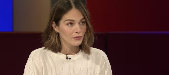 Maripier Morin émue lors de son retour à Tout le monde en parle 1 Maripier Morin émue lors de son retour à Tout le monde en parle Capture decran 2024 12 02 114641 Maripier Morin émue lors de son retour à Tout le monde en parle