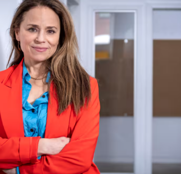 Capture decran 2024 12 02 121132  De nombreux fans mécontents de la nouvelle série avec Suzanne Clément