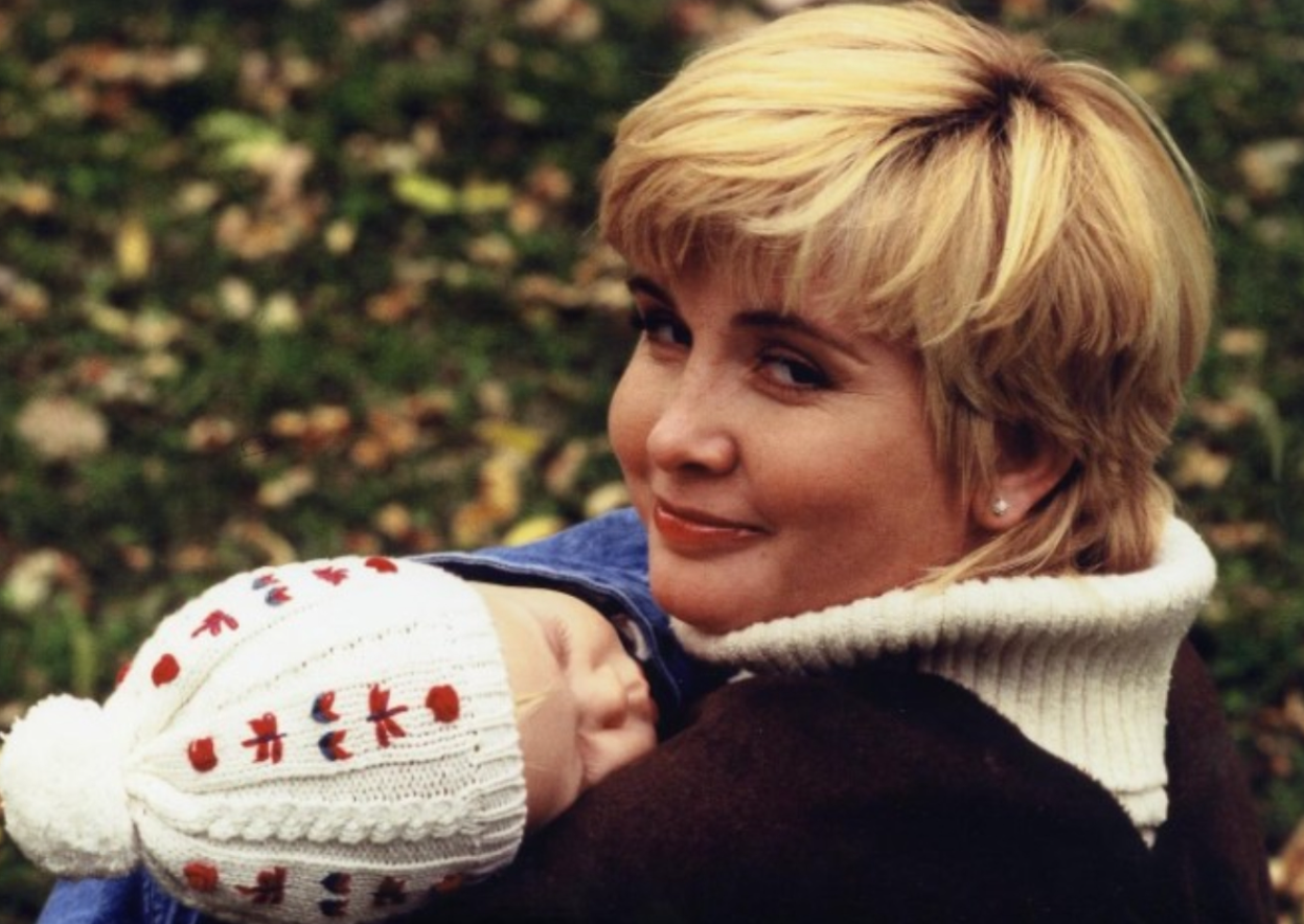 Nathalie Simard partage une première photo de sa petite-fille 3 Nathalie Simard partage une première photo de sa petite-fille Capture decran 2024 12 06 180138 Nathalie Simard partage une première photo de sa petite-fille