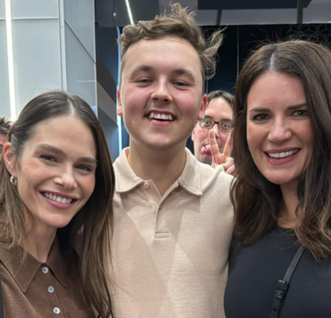 Marie-Ève Janvier partage les photos de leur soirée de Noël avec Maripier Morin 3 Marie-Ève Janvier partage les photos de leur soirée de Noël avec Maripier Morin Capture decran 2024 12 06 181612 Marie-Ève Janvier partage les photos de leur soirée de Noël avec Maripier Morin