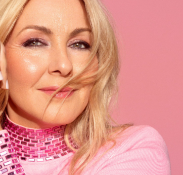 Capture decran 2024 12 08 132307 La Tenue de Véronique Cloutier à La Fureur Captive l'Audience!