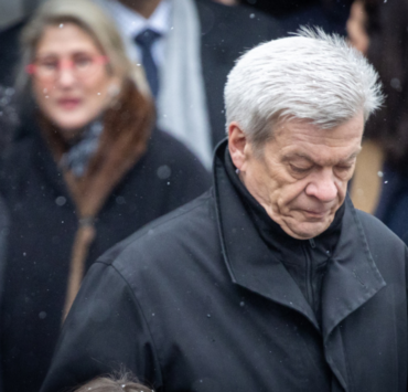 La police arrête Luc Lavoie, ancien chroniqueur à TVA, Voici pourquoi... 3 La police arrête Luc Lavoie, ancien chroniqueur à TVA, Voici pourquoi... Capture decran 2024 12 13 122923 La police arrête Luc Lavoie, ancien chroniqueur à TVA, Voici pourquoi...