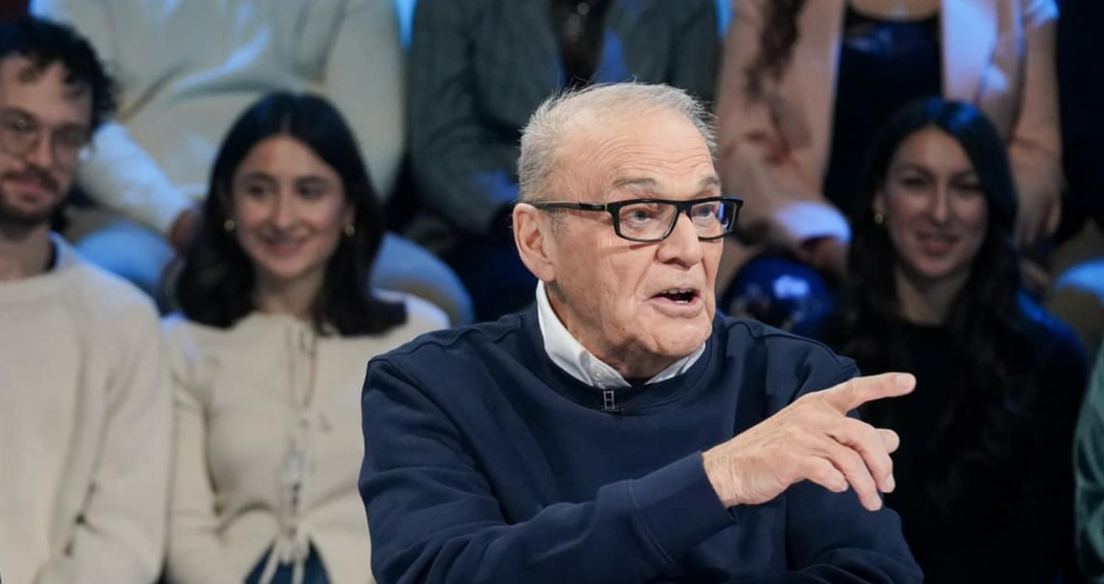 Claude Poirier critiqué pour ses commentaires lors de Tout le monde en parle 1 Claude Poirier critiqué pour ses commentaires lors de Tout le monde en parle Capture decran 2024 12 13 152925 Claude Poirier critiqué pour ses commentaires lors de Tout le monde en parle