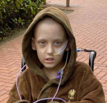 Capture decran 2024 12 16 124835 e1734398348356 Un enfant de 8 ans souffrait apparemment d’un mal de dents. Mais lorsque la véritable cause a été révélée, il était déjà trop tard…