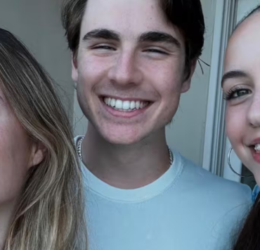 Capture decran 2024 12 20 133726 Le fils de Véronique Cloutier dévoile une première photo avec sa nouvelle blonde connue