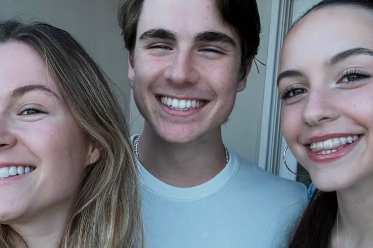 Capture decran 2024 12 20 133726 Le fils de Véronique Cloutier dévoile une première photo avec sa nouvelle blonde connue