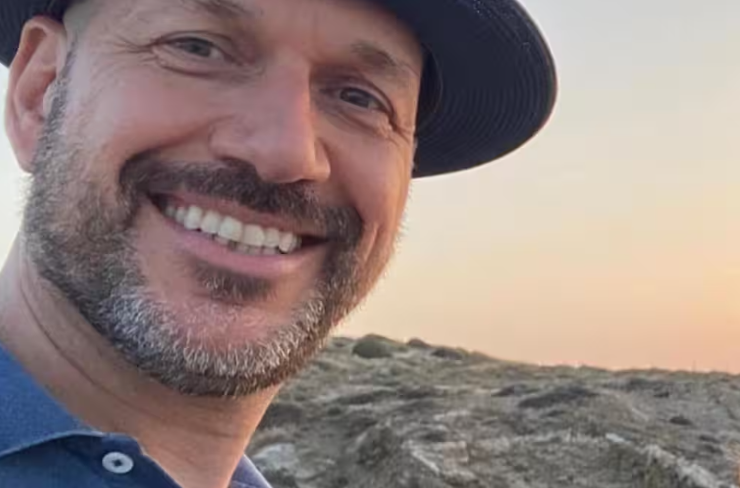 Capture decran 2024 12 26 100120 Martin Matte dévoile une photo festive avec sa blonde pour Noël