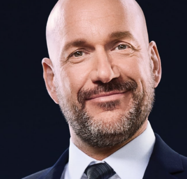 5 photos captivantes de la nouvelle blonde de Martin Matte 3 5 photos captivantes de la nouvelle blonde de Martin Matte Capture decran 2024 12 26 103221 5 photos captivantes de la nouvelle blonde de Martin Matte