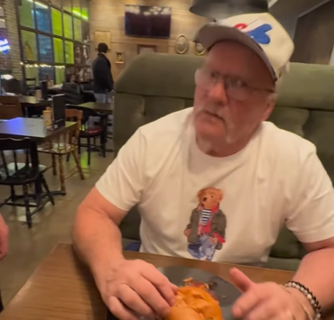 Le TikTokeur québécois Tacu la légende et Arber Xhekaj s'associent dans une vidéo qui tourne mal 4 Le TikTokeur québécois Tacu la légende et Arber Xhekaj s'associent dans une vidéo qui tourne mal Capture decran 2024 12 26 120556 Le TikTokeur québécois Tacu la légende et Arber Xhekaj s'associent dans une vidéo qui tourne mal