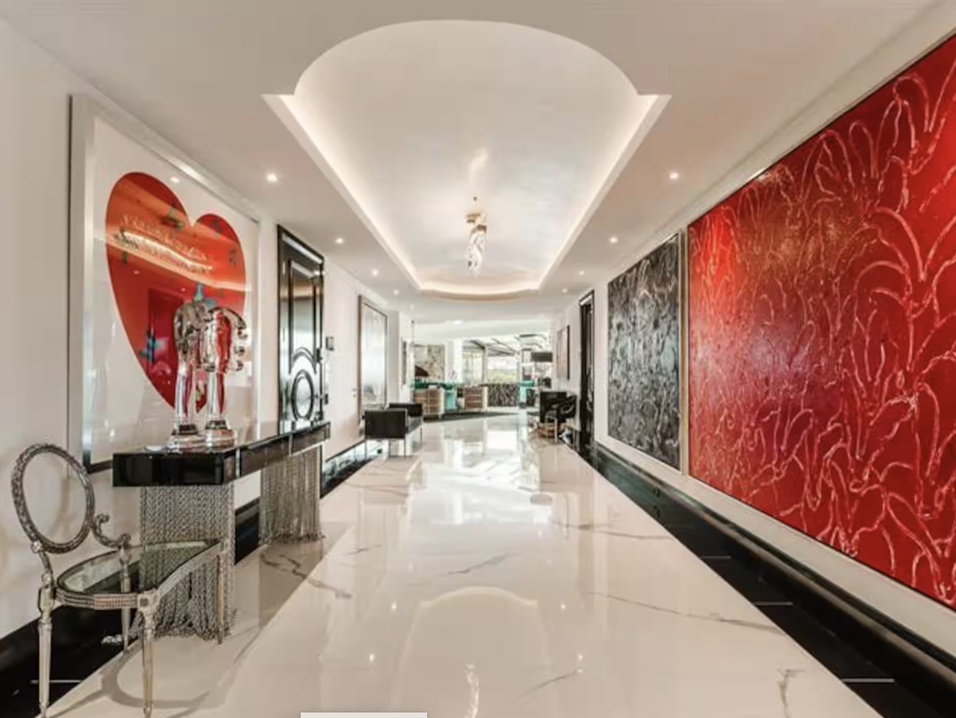 Capture decran le 2024 12 09 a 13.29.30 Lise Watier cède son penthouse montréalais pour près de 6 M$