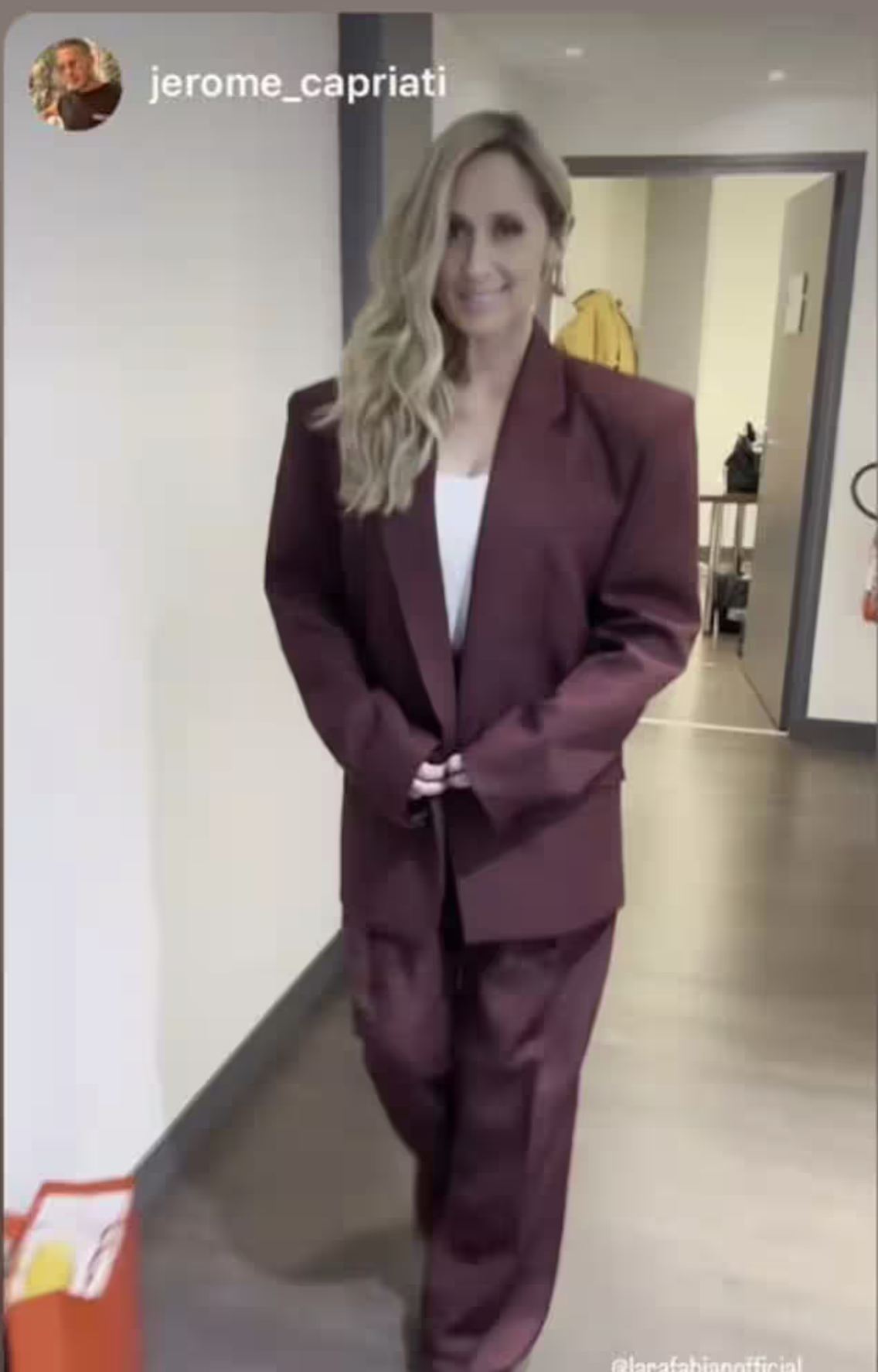 Lara Fabian fait sensation avec un haut avant-gardiste pour 2025 2 Lara Fabian fait sensation avec un haut avant-gardiste pour 2025 Capture decran le 2024 12 12 a 12.50.11 Lara Fabian fait sensation avec un haut avant-gardiste pour 2025