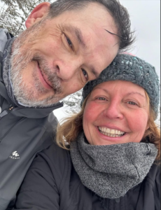 PERRON MARI Marie-Chantal Perron a reçu une VISITE DE MARQUE en Gaspésie, devinez L'INVITÉ.