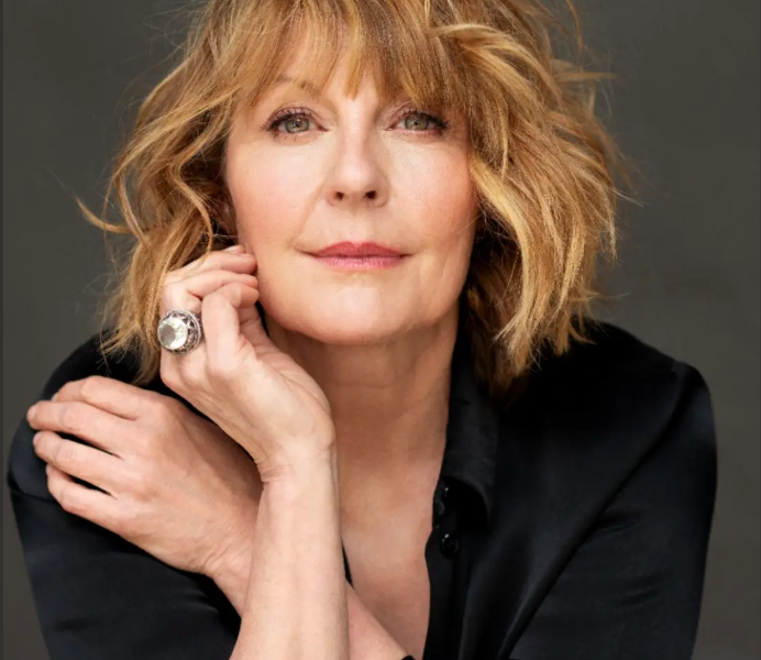 perron moi Marie-Chantal Perron a reçu une VISITE DE MARQUE en Gaspésie, devinez L'INVITÉ.