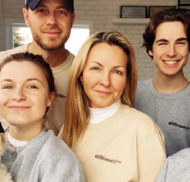 Capture decran 2025 01 03 213050 La fille de Véronique Cloutier et Louis Morissette célèbre ses 22 ans et dévoile son gâteau d'anniversaire