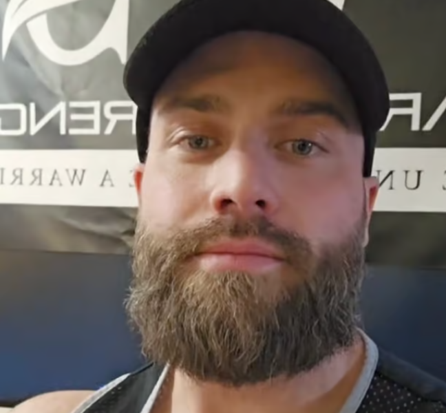 Capture decran 2025 01 04 104200 Joël McGuirk, de Alphas, critique vivement le Bye Bye et Infoman