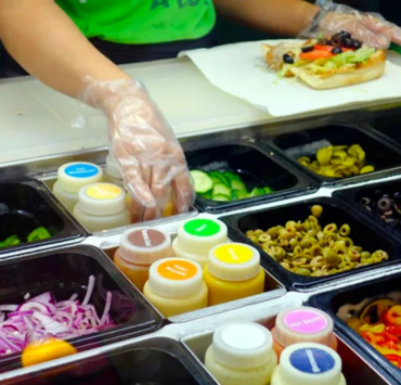 La cliente Vegan qui se fait confronter par un employé au Subway 2 La cliente Vegan qui se fait confronter par un employé au Subway Capture decran 2025 01 09 114931 1 La cliente Vegan qui se fait confronter par un employé au Subway