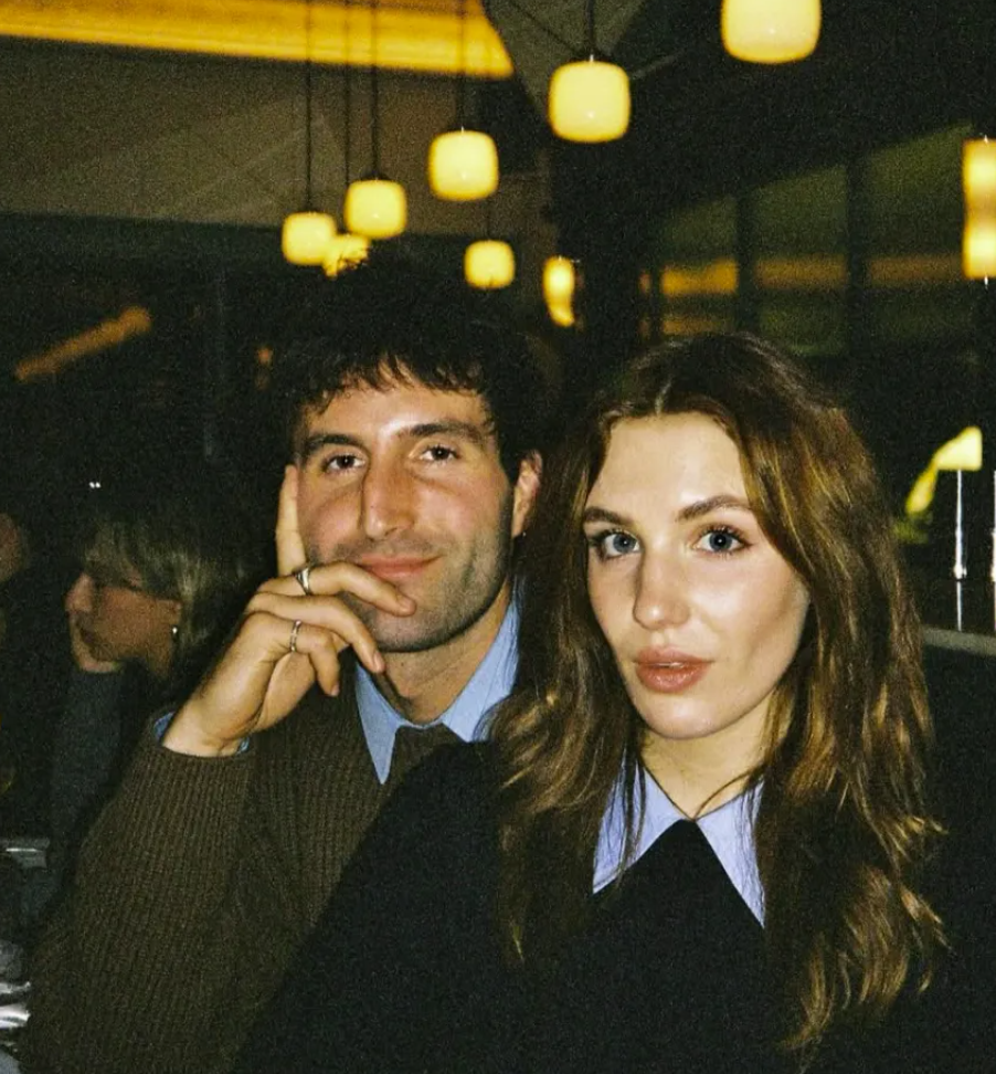 Sophie Nélisse augmente la température en affichant son bikini à la plage 3 Sophie Nélisse augmente la température en affichant son bikini à la plage Capture decran 2025 01 11 093948 Sophie Nélisse augmente la température en affichant son bikini à la plage