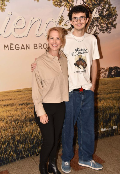 Sans réserve, Mélanie Maynard révèle les détails de la fin de son mariage 2 Sans réserve, Mélanie Maynard révèle les détails de la fin de son mariage Capture decran 2025 01 11 112110 Sans réserve, Mélanie Maynard révèle les détails de la fin de son mariage