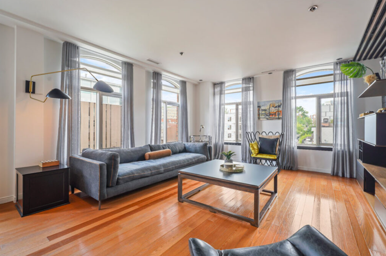 Capture decran 2025 01 12 193815 Geneviève Schmidt vend son élégant condo à Montréal et dévoile les photos