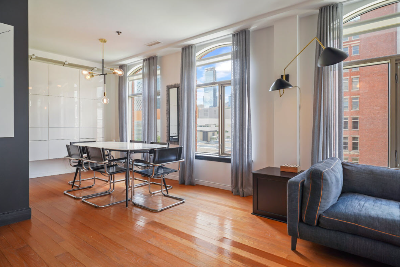 Capture decran 2025 01 12 193826 Geneviève Schmidt vend son élégant condo à Montréal et dévoile les photos