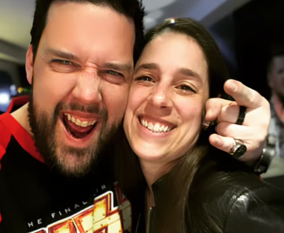 Découvrez l’identité de la femme de P-A Méthot qui l’accompagnera à En direct de l'univers ! 5 Découvrez l’identité de la femme de P-A Méthot qui l’accompagnera à En direct de l'univers ! Capture decran 2025 01 18 112954 Découvrez l’identité de la femme de P-A Méthot qui l’accompagnera à En direct de l'univers !