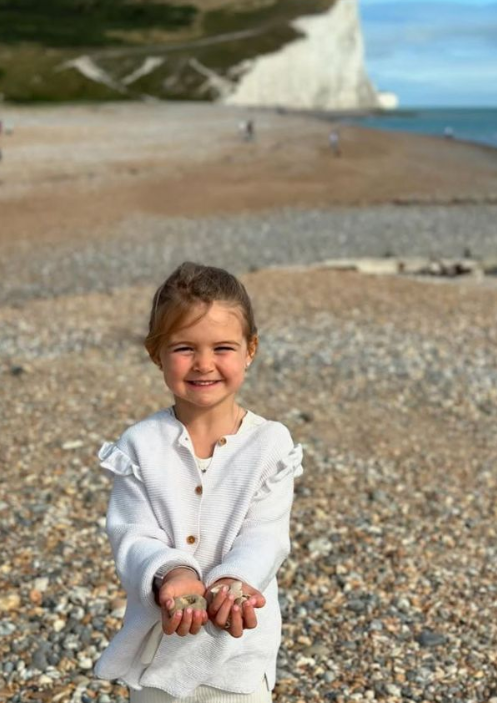 Capture decran 2025 01 18 174401 5 magnifiques photos de la fille de Roch Voisine font fondre les cœurs