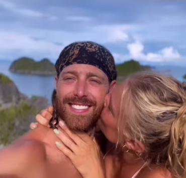 Capture decran 2025 01 20 125258 Voici l'amoureuse de Jonathan Roy en dix magnifiques photos