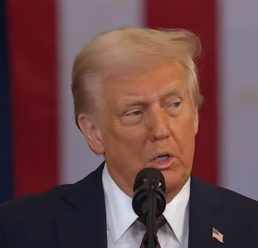 Un interprète nous a offert un des moments les plus cocasses de l'investiture de Donald Trump 2 Un interprète nous a offert un des moments les plus cocasses de l'investiture de Donald Trump Capture decran 2025 01 23 175839 Un interprète nous a offert un des moments les plus cocasses de l'investiture de Donald Trump