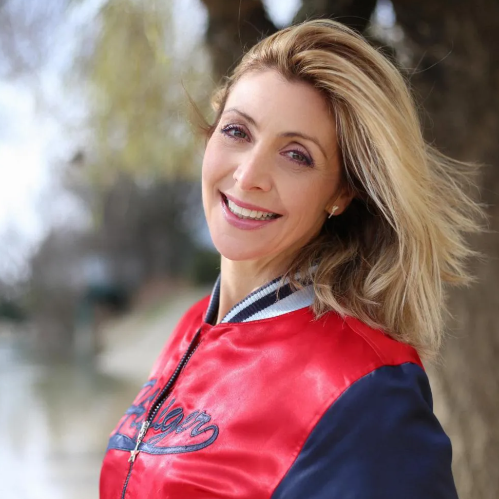 Capture decran 2025 01 25 184452 Découvrez qui partage la vie de Serge Postigo : une actrice talentueuse