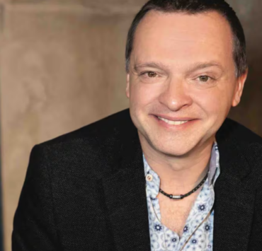 Capture decran 2025 01 25 184651 Découvrez qui partage la vie de Serge Postigo : une actrice talentueuse