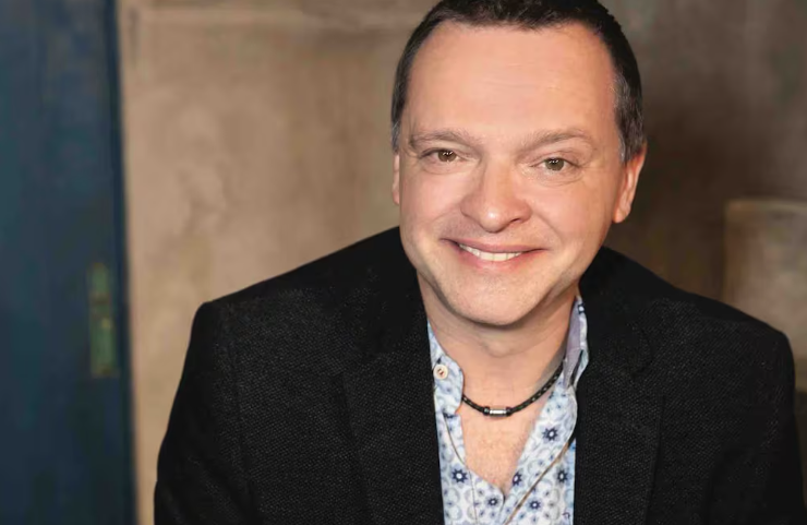 Capture decran 2025 01 25 184651 Découvrez qui partage la vie de Serge Postigo : une actrice talentueuse