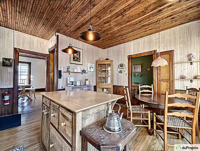 Capture decran 2025 01 31 144408 Geneviève Boivin-Roussy cède sa galerie d’art historique en Estrie pour 389 000$