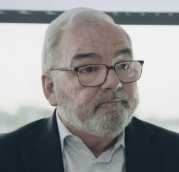 L’avenir de la série Dumas enfin dévoilé 3 L’avenir de la série Dumas enfin dévoilé Capture decran le 2025 01 10 a 10.43.52 e1736523923706 L’avenir de la série Dumas enfin dévoilé