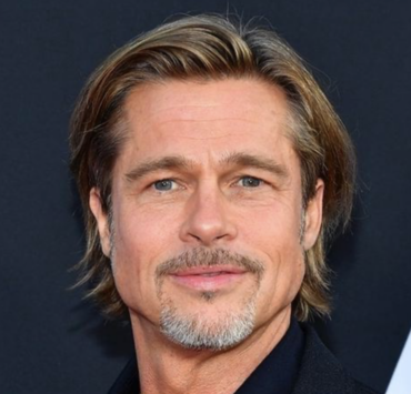 Arnaquée par un faux Brad Pitt, Anne vit désormais dans un box de 6m² 3 Arnaquée par un faux Brad Pitt, Anne vit désormais dans un box de 6m² Capture decran le 2025 01 17 a 10.19.49 e1737127234552 Arnaquée par un faux Brad Pitt, Anne vit désormais dans un box de 6m²
