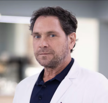 Capture decran le 2025 01 27 a 08.55.48 e1737986216177 STAT : Découvrez enfin qui est Thomas Aubé et son interprète