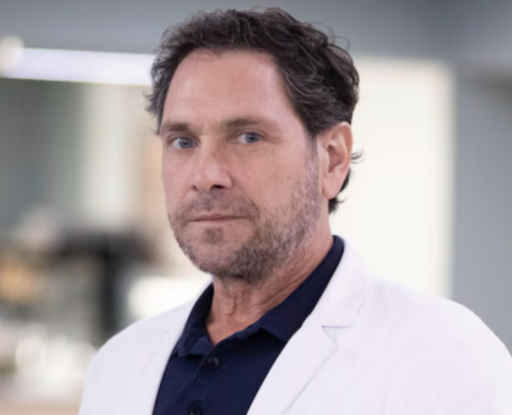 STAT : Découvrez enfin qui est Thomas Aubé et son interprète 8 STAT : Découvrez enfin qui est Thomas Aubé et son interprète Capture decran le 2025 01 27 a 08.55.48 e1737986216177 STAT : Découvrez enfin qui est Thomas Aubé et son interprète