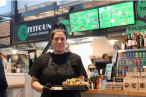 POTINE 2 Olivier Primeau a été séduit par cette poutine libanaise de Québec, qui attire de plus en plus de monde dans la capitale.