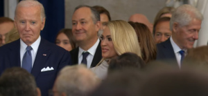 carrie 8 1 Carrie Underwood a traversé un moment extrêmement gênant lors de l'investiture de Donald Trump.