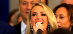 carrie 11 enhanced 17 Carrie Underwood a traversé un moment extrêmement gênant lors de l'investiture de Donald Trump.